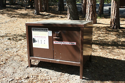 medvebiztos tároló jár minden helyhez