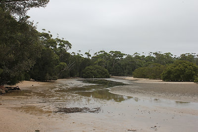 Délelőtt még simán itt evezgettünk, délutánra így kiszáradt a folyótorkolat.